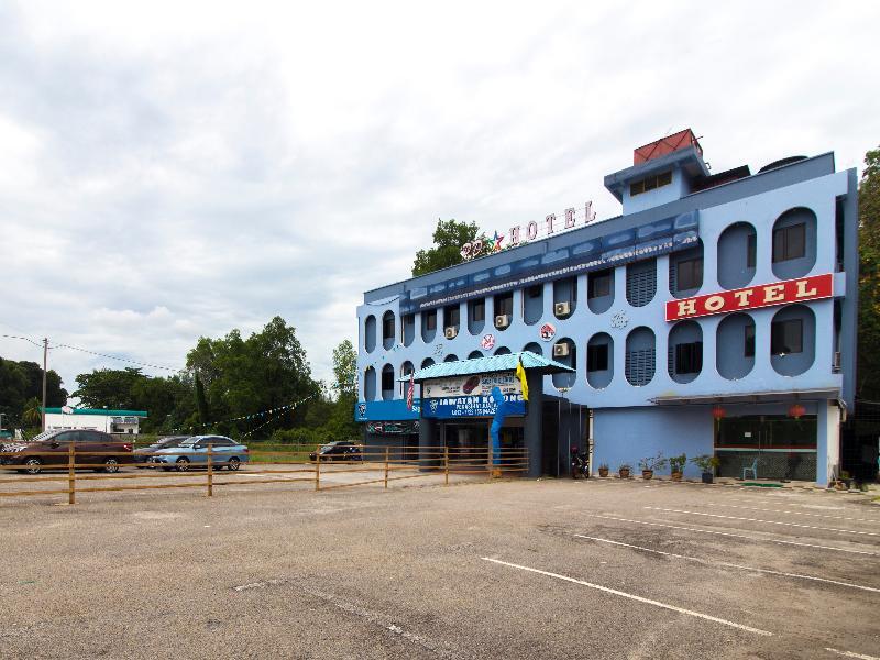 Oyo 1136 Pd Star Hotel Петалинг Джая Екстериор снимка